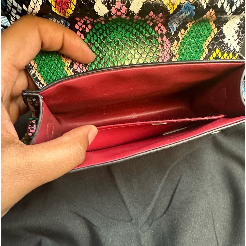 Used Multi Colored small handbag - Picture 3 of 4